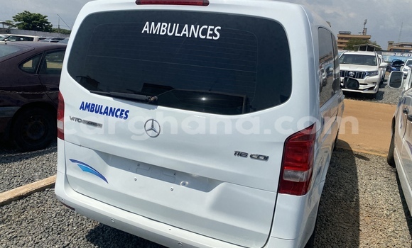 Buy Used Mercedes‒Benz AMG GLC White Car in Accra in Greater Accra Buy Used Mercedes‒Benz AMG GLC White Car in Accra in Greater Accra