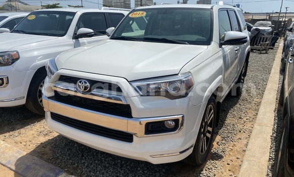 Buy Used Toyota 4Runner White Car in Accra in Greater Accra Buy Used Toyota 4Runner White Car in Accra in Greater Accra