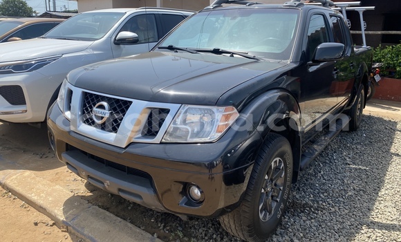 Ra Àlòkù Nissan Navara Black Ọkọ̀ in Accra ni Greater Accra