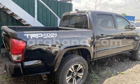 Sayi Na hannu Toyota Tacoma Black Mota in Accra a Greater Accra Sayi Na hannu Toyota Tacoma Black Mota in Accra a Greater Accra
