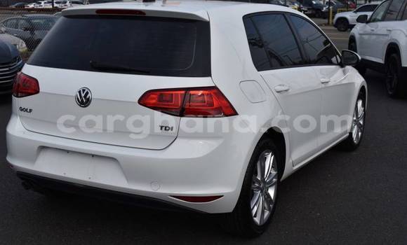 Buy Used Volkswagen Golf White Car in Accra in Greater Accra Buy Used Volkswagen Golf White Car in Accra in Greater Accra