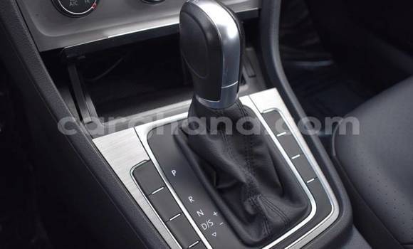 Buy Used Volkswagen Golf White Car in Accra in Greater Accra Buy Used Volkswagen Golf White Car in Accra in Greater Accra