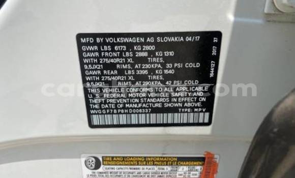 Sayi Na hannu Volkswagen Touareg White Mota in Accra a Greater Accra Sayi Na hannu Volkswagen Touareg White Mota in Accra a Greater Accra