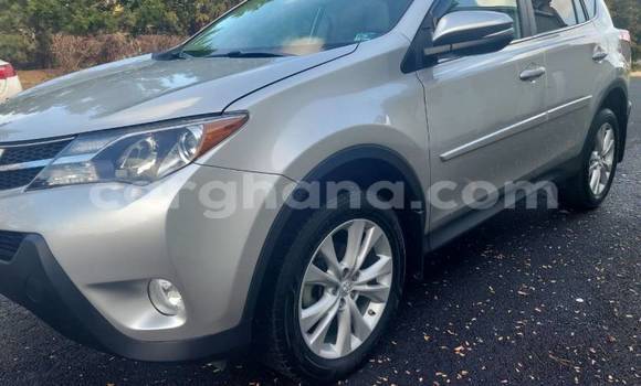 Sayi Na hannu Toyota RAV4 Azurfa Mota in Accra a Greater Accra Sayi Na hannu Toyota RAV4 Azurfa Mota in Accra a Greater Accra