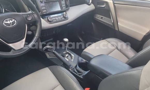 Sayi Na hannu Toyota RAV4 Azurfa Mota in Accra a Greater Accra Sayi Na hannu Toyota RAV4 Azurfa Mota in Accra a Greater Accra