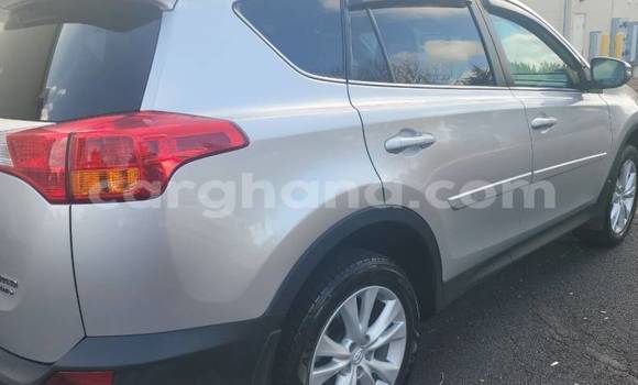 Sayi Na hannu Toyota RAV4 Azurfa Mota in Accra a Greater Accra Sayi Na hannu Toyota RAV4 Azurfa Mota in Accra a Greater Accra