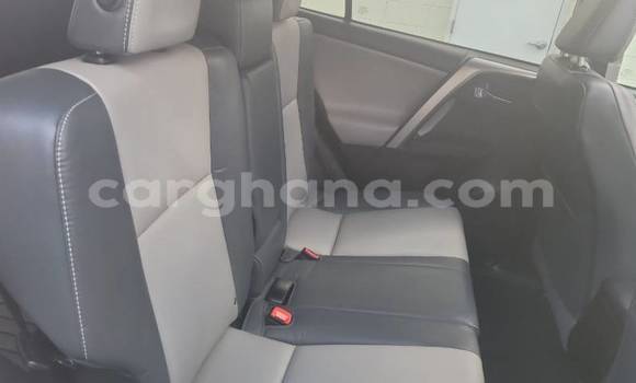 Sayi Na hannu Toyota RAV4 Azurfa Mota in Accra a Greater Accra Sayi Na hannu Toyota RAV4 Azurfa Mota in Accra a Greater Accra