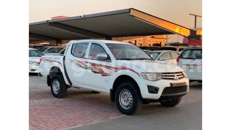 Big with watermark mitsubishi l200 ashanti import dubai 52084