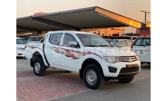 Ra Imported Mitsubishi L200 funfun Ọkọ̀ in Import - Dubai ni Ashanti Ra Imported Mitsubishi L200 funfun Ọkọ̀ in Import - Dubai ni Ashanti