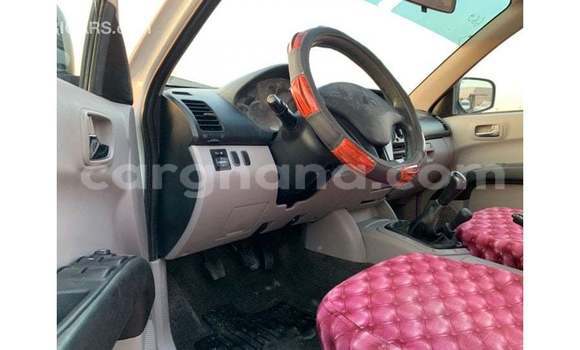 Ra Imported Mitsubishi L200 funfun Ọkọ̀ in Import - Dubai ni Ashanti Ra Imported Mitsubishi L200 funfun Ọkọ̀ in Import - Dubai ni Ashanti