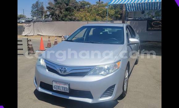 Sayi Na hannu Toyota Camry Azurfa Mota in Accra a Greater Accra Sayi Na hannu Toyota Camry Azurfa Mota in Accra a Greater Accra