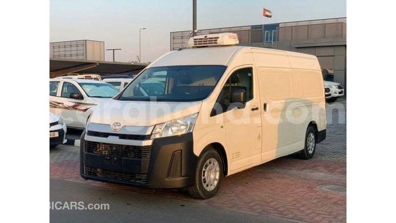 Big with watermark toyota hiace ashanti import dubai 52091