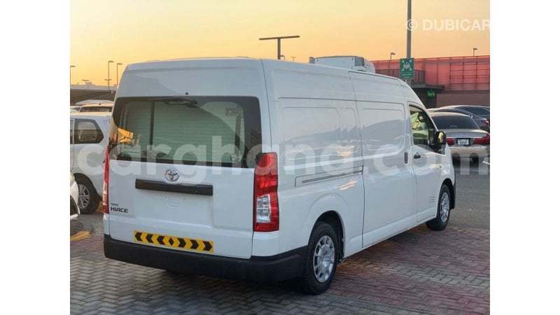 Big with watermark toyota hiace ashanti import dubai 52091