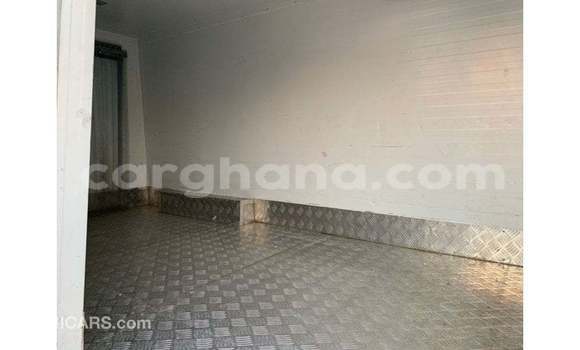 Ra Imported Toyota Hiace funfun Ọkọ̀ in Import - Dubai ni Ashanti Ra Imported Toyota Hiace funfun Ọkọ̀ in Import - Dubai ni Ashanti