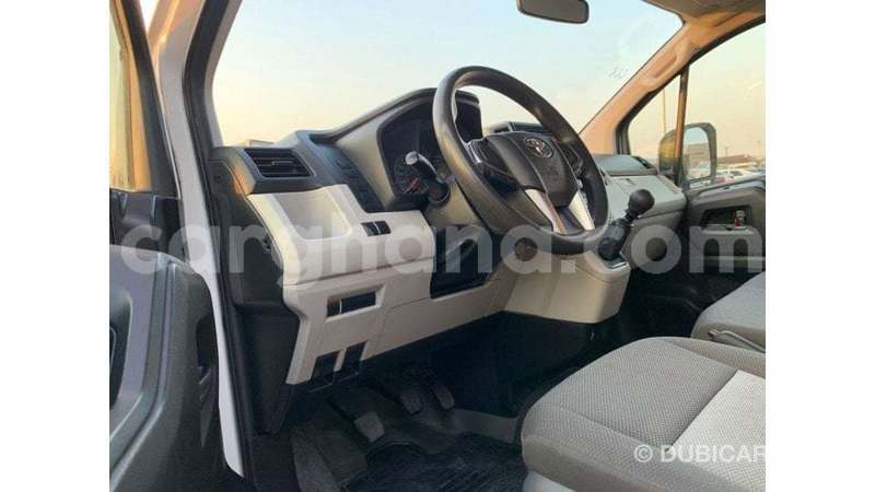 Big with watermark toyota hiace ashanti import dubai 52091