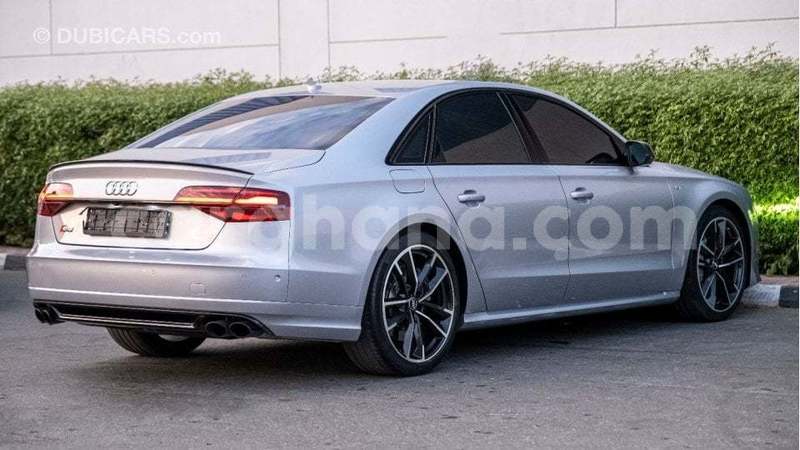 Big with watermark audi s8 ashanti import dubai 52092