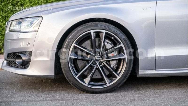 Big with watermark audi s8 ashanti import dubai 52092