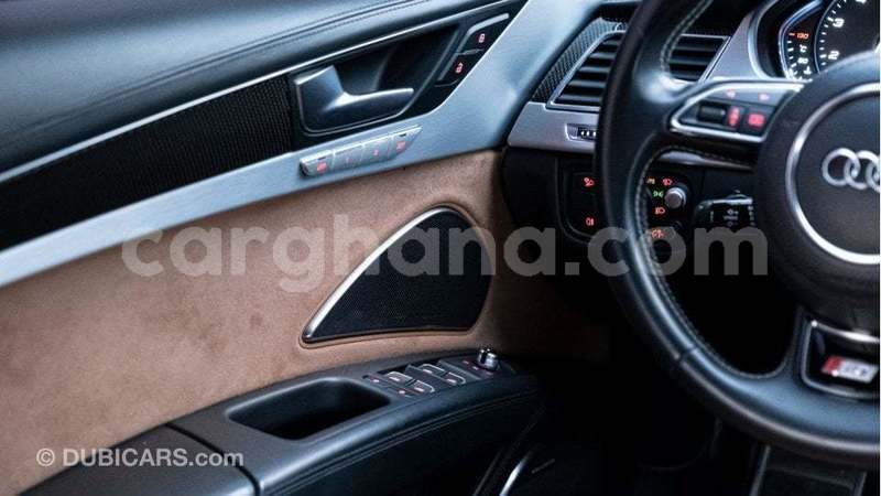 Big with watermark audi s8 ashanti import dubai 52092