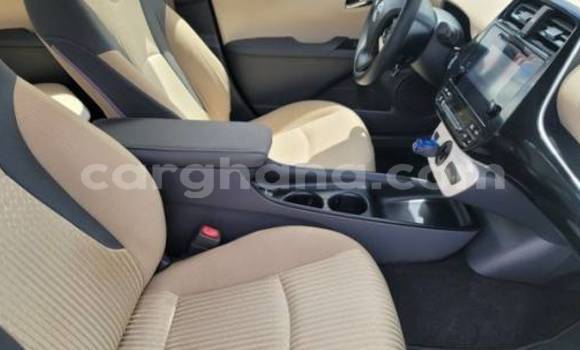 Sayi Na hannu Toyota Prius Black Mota in Accra a Greater Accra Sayi Na hannu Toyota Prius Black Mota in Accra a Greater Accra