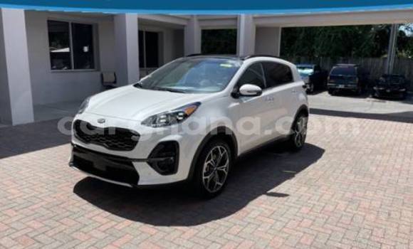 Sayi Na hannu Kia Sportage White Mota in Accra a Greater Accra Sayi Na hannu Kia Sportage White Mota in Accra a Greater Accra