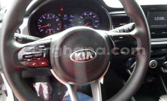 Sayi Na hannu Kia Rio White Mota in Accra a Greater Accra Sayi Na hannu Kia Rio White Mota in Accra a Greater Accra
