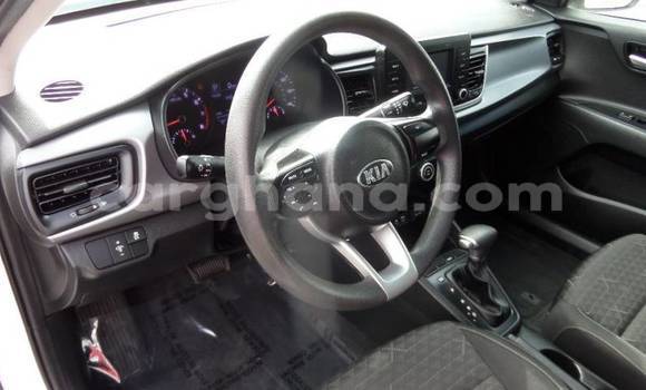 Sayi Na hannu Kia Rio White Mota in Accra a Greater Accra Sayi Na hannu Kia Rio White Mota in Accra a Greater Accra