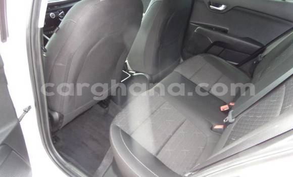 Sayi Na hannu Kia Rio White Mota in Accra a Greater Accra Sayi Na hannu Kia Rio White Mota in Accra a Greater Accra