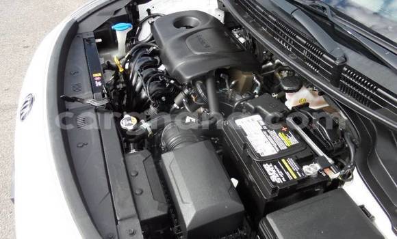 Sayi Na hannu Kia Rio White Mota in Accra a Greater Accra Sayi Na hannu Kia Rio White Mota in Accra a Greater Accra