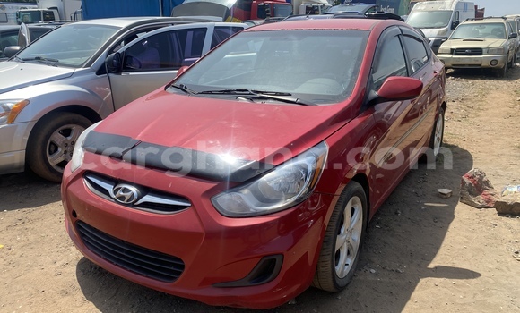 Sayi Na hannu Hyundai Accent Red Mota in Accra a Greater Accra