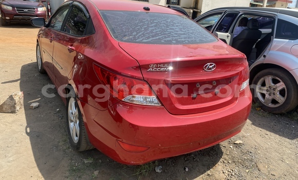 Sayi Na hannu Hyundai Accent Red Mota in Accra a Greater Accra Sayi Na hannu Hyundai Accent Red Mota in Accra a Greater Accra