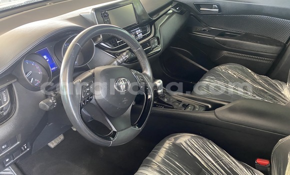 Buy Used Toyota C-HR Black Car in Accra in Greater Accra Buy Used Toyota C-HR Black Car in Accra in Greater Accra