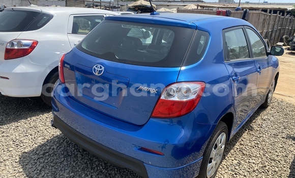 Sayi Na hannu Toyota Matrix Blue Mota in Accra a Greater Accra Sayi Na hannu Toyota Matrix Blue Mota in Accra a Greater Accra