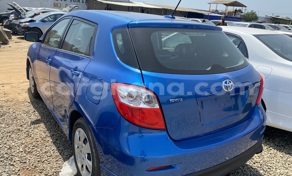 Sayi Na hannu Toyota Matrix Blue Mota in Accra a Greater Accra Sayi Na hannu Toyota Matrix Blue Mota in Accra a Greater Accra