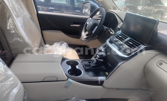 Sayi Na hannu Toyota Land Cruiser White Mota in Accra a Greater Accra Sayi Na hannu Toyota Land Cruiser White Mota in Accra a Greater Accra