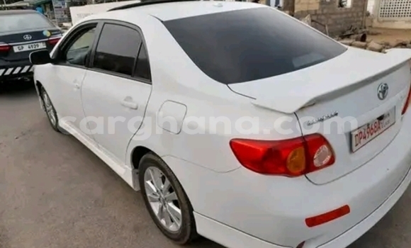 Buy Used Toyota Corolla White Car in Accra in Greater Accra