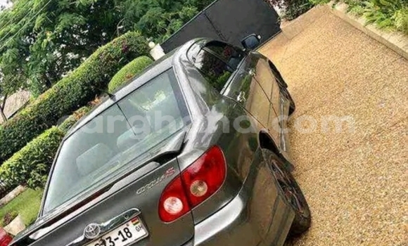 Ra Àlòkù Toyota Corolla Black Ọkọ̀ in Accra ni Greater Accra Ra Àlòkù Toyota Corolla Black Ọkọ̀ in Accra ni Greater Accra