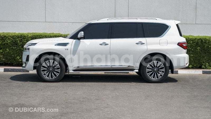 Big with watermark nissan patrol ashanti import dubai 52134