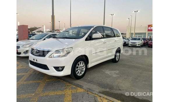 Buy Import Toyota Innova White Car in Import - Dubai in Ashanti Buy Import Toyota Innova White Car in Import - Dubai in Ashanti