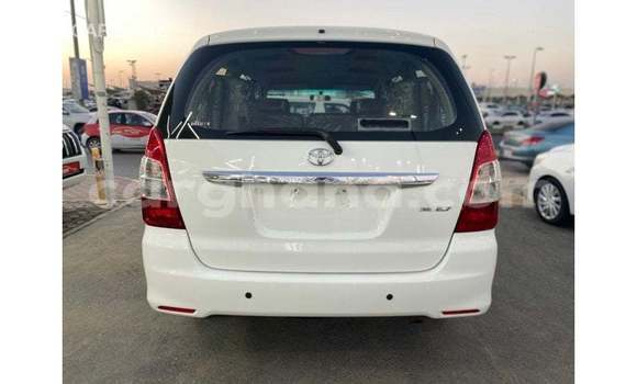 Buy Import Toyota Innova White Car in Import - Dubai in Ashanti Buy Import Toyota Innova White Car in Import - Dubai in Ashanti