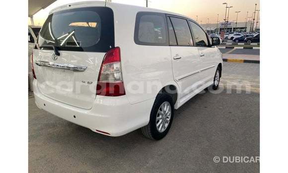 Buy Import Toyota Innova White Car in Import - Dubai in Ashanti Buy Import Toyota Innova White Car in Import - Dubai in Ashanti