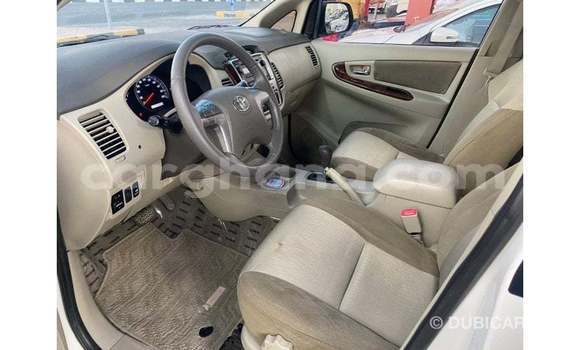 Buy Import Toyota Innova White Car in Import - Dubai in Ashanti Buy Import Toyota Innova White Car in Import - Dubai in Ashanti