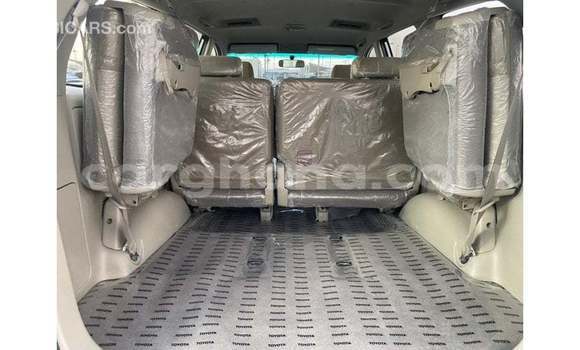 Buy Import Toyota Innova White Car in Import - Dubai in Ashanti Buy Import Toyota Innova White Car in Import - Dubai in Ashanti