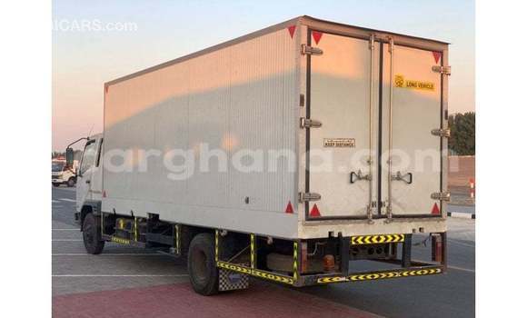 Ra Imported Mitsubishi i funfun Ọkọ̀ in Import - Dubai ni Ashanti Ra Imported Mitsubishi i funfun Ọkọ̀ in Import - Dubai ni Ashanti