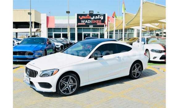 Ra Imported Mercedes-Benz A200 funfun Ọkọ̀ in Import - Dubai ni Ashanti