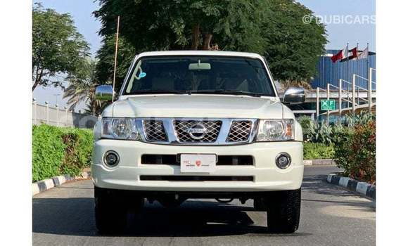 Ra Imported Nissan Patrol funfun Ọkọ̀ in Import - Dubai ni Ashanti Ra Imported Nissan Patrol funfun Ọkọ̀ in Import - Dubai ni Ashanti