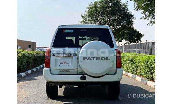 Ra Imported Nissan Patrol funfun Ọkọ̀ in Import - Dubai ni Ashanti Ra Imported Nissan Patrol funfun Ọkọ̀ in Import - Dubai ni Ashanti