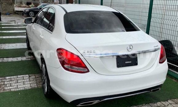 Buy Used Mercedes-Benz C-Classe White Car in Sekondi–Takoradi Metropolitan in Western Buy Used Mercedes-Benz C-Classe White Car in Sekondi–Takoradi Metropolitan in Western