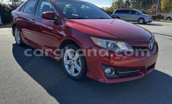 Sayi Na hannu Toyota Camry Red Mota in Accra a Greater Accra Sayi Na hannu Toyota Camry Red Mota in Accra a Greater Accra