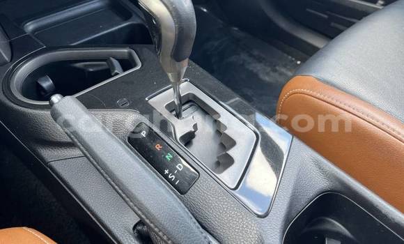 Sayi Na hannu Toyota RAV4 White Mota in Accra a Greater Accra Sayi Na hannu Toyota RAV4 White Mota in Accra a Greater Accra