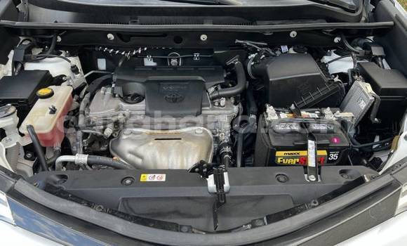 Sayi Na hannu Toyota RAV4 White Mota in Accra a Greater Accra Sayi Na hannu Toyota RAV4 White Mota in Accra a Greater Accra